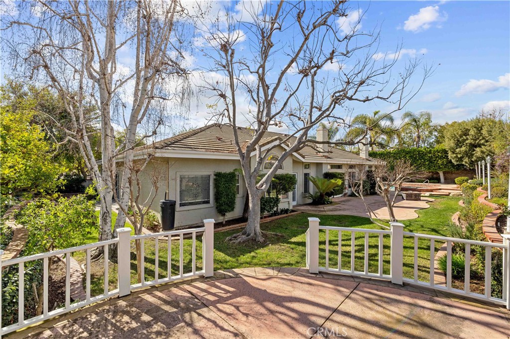 1601 Lancaster Circle