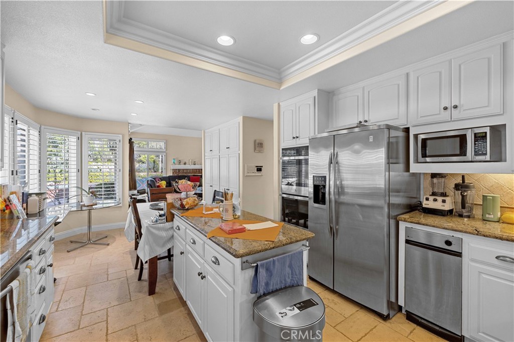 1601 Lancaster Circle