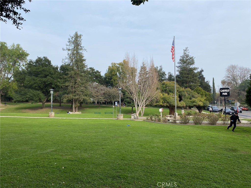 1720 Mission Street 3