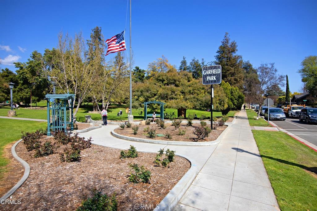 1720 Mission Street 3