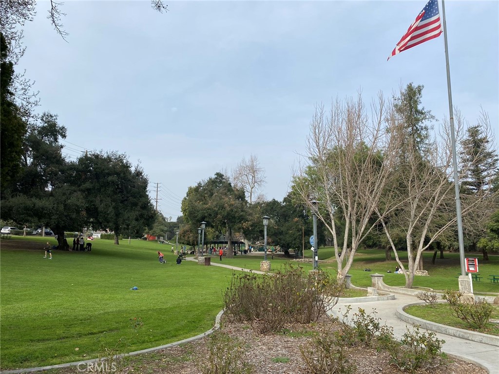 1720 Mission Street 3