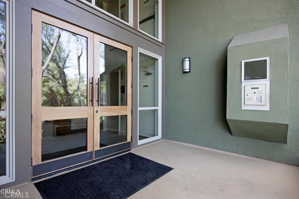 1720 Mission Street 3