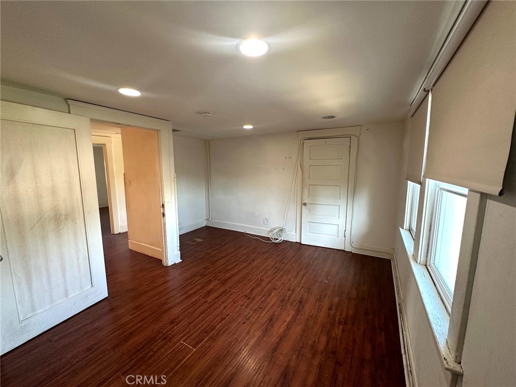 307 N El Molino Street