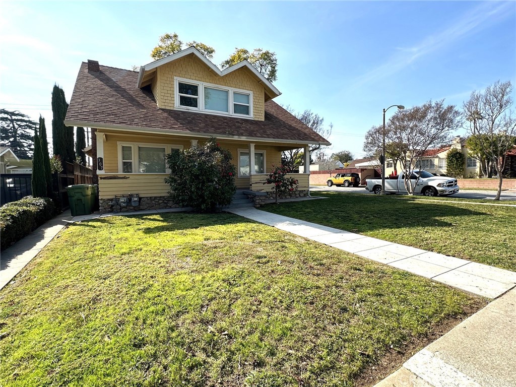 307 N El Molino Street