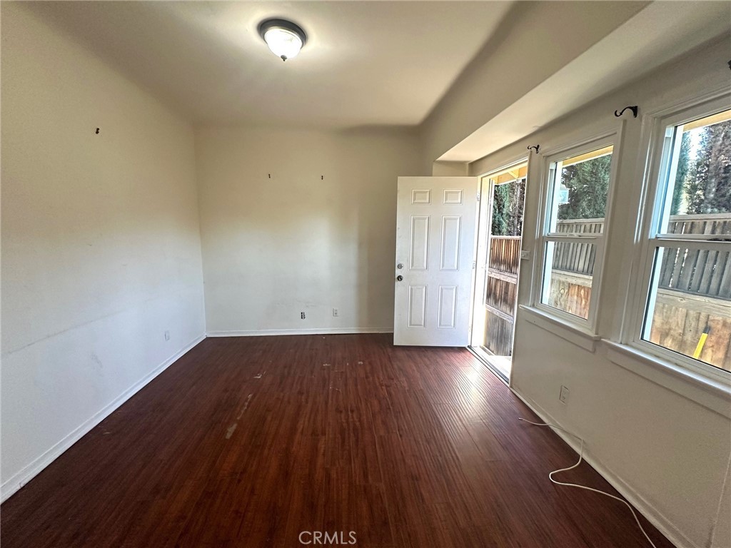 307 N El Molino Street