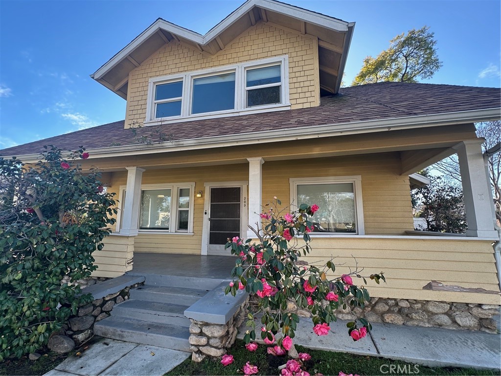307 N El Molino Street