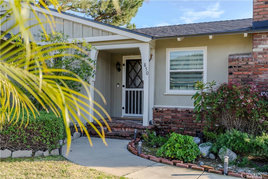 850 E Cypress Avenue