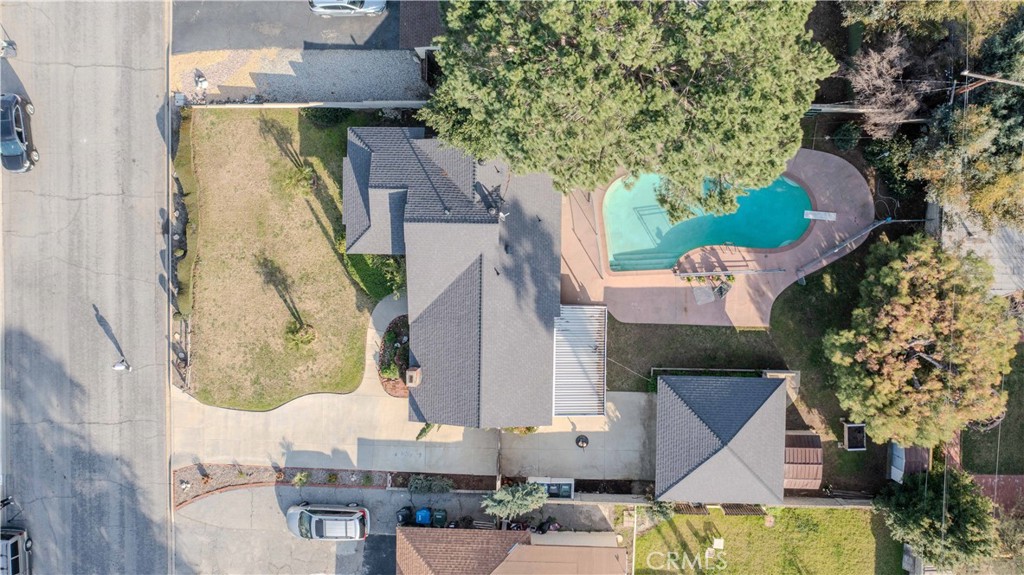 850 E Cypress Avenue