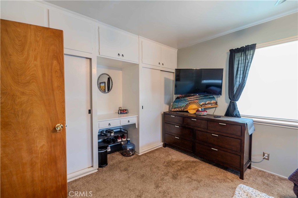 850 E Cypress Avenue