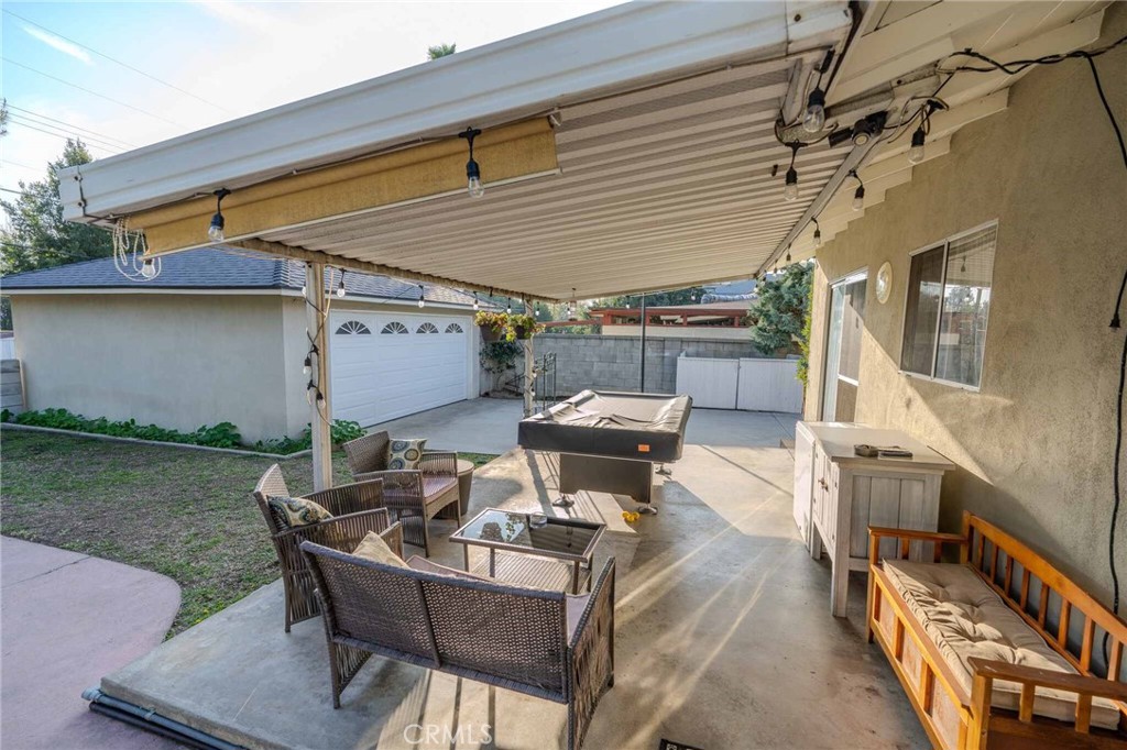 850 E Cypress Avenue