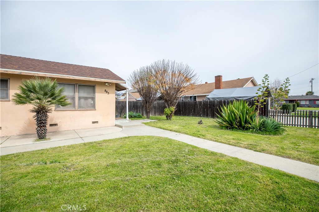 883 E Columbia Avenue