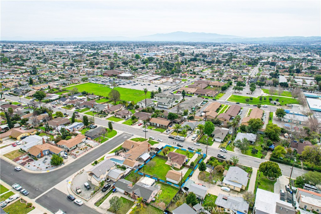 883 E Columbia Avenue