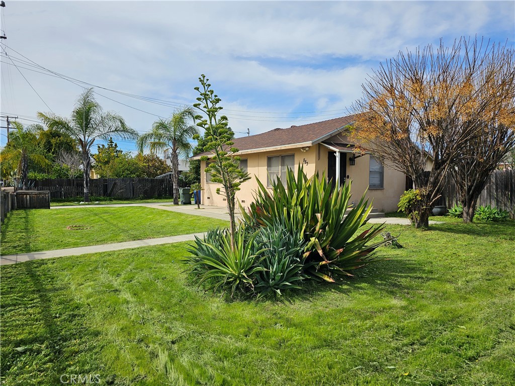 883 E Columbia Avenue