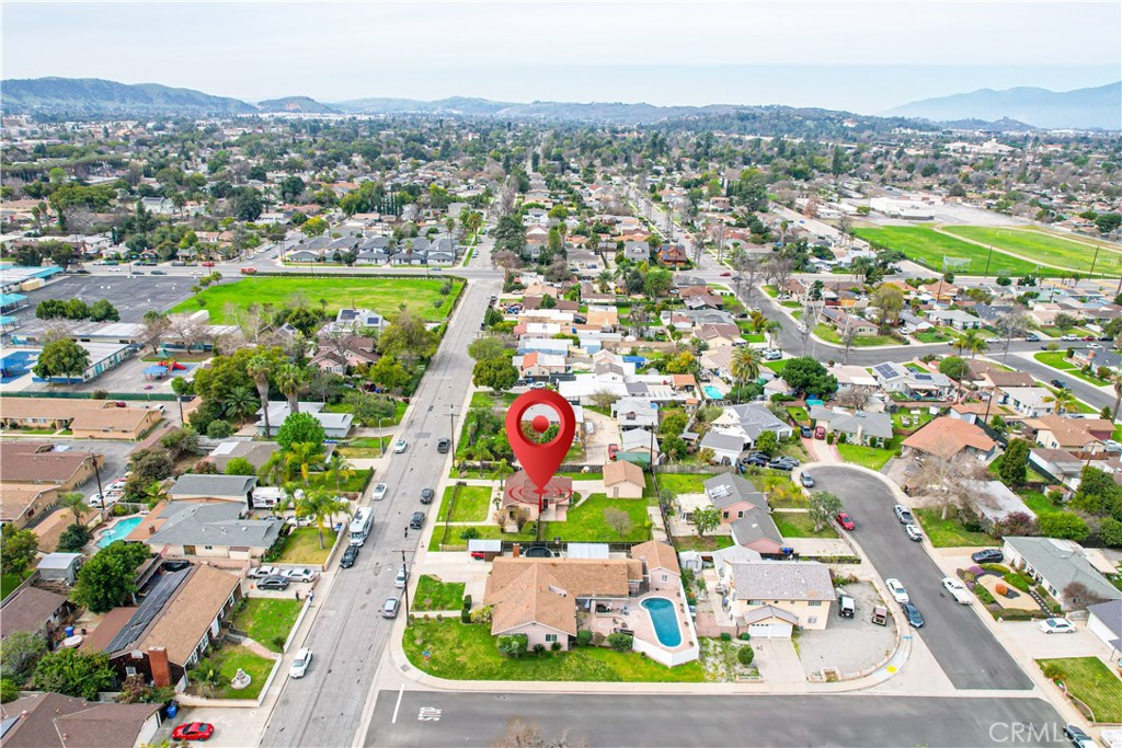 883 E Columbia Avenue