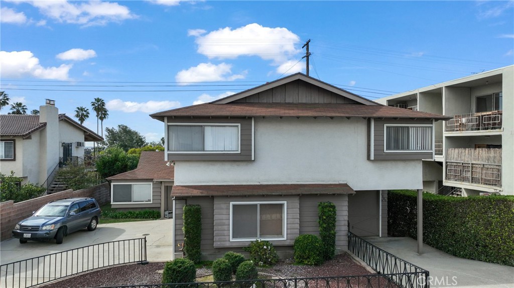 1700 College View Drive