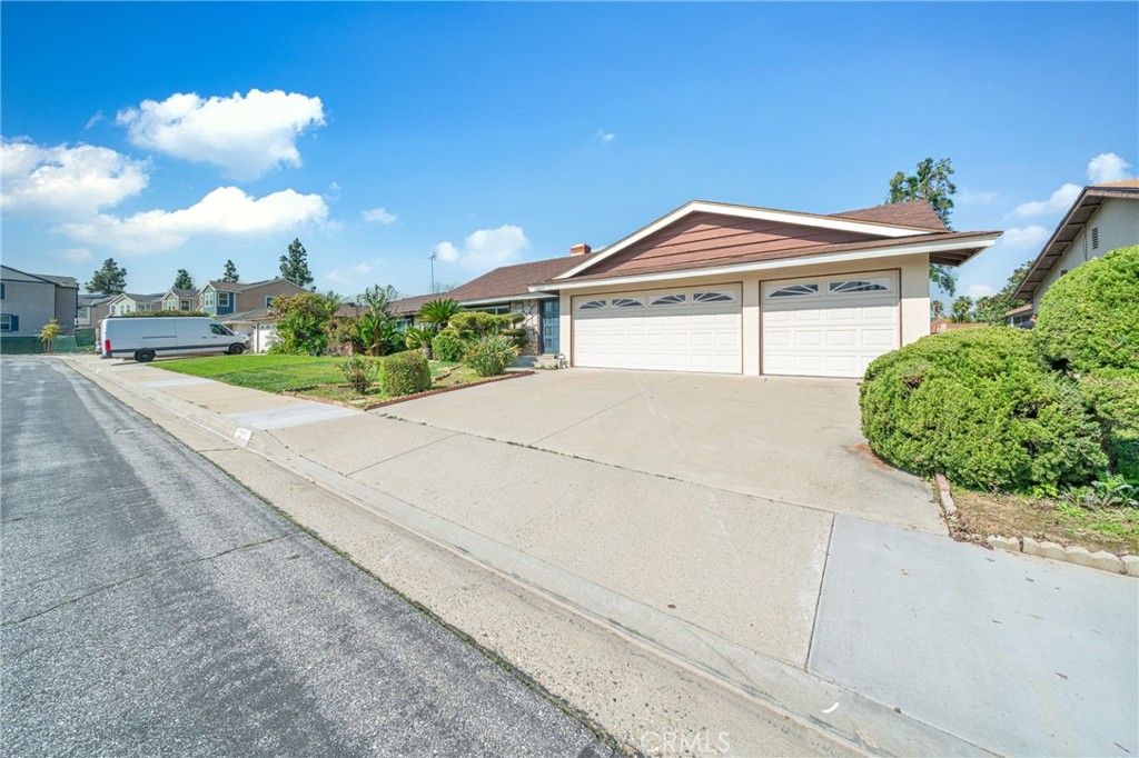 13017 Valaressa Lane