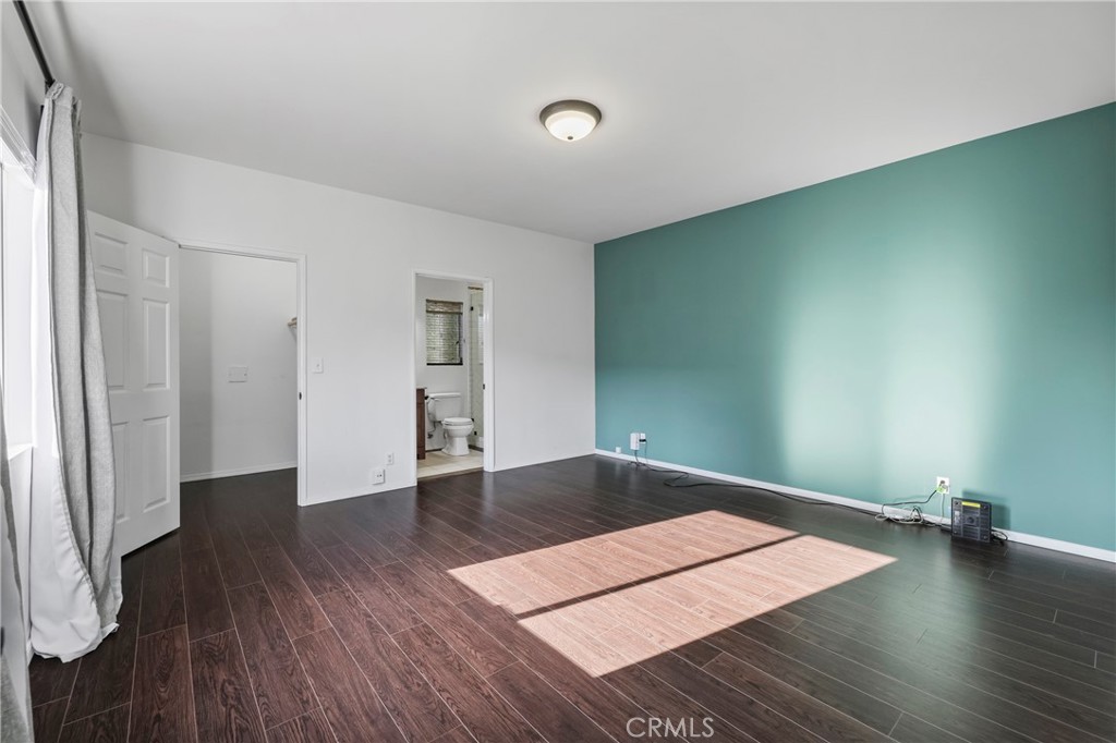 1507 S Mansfield Avenue