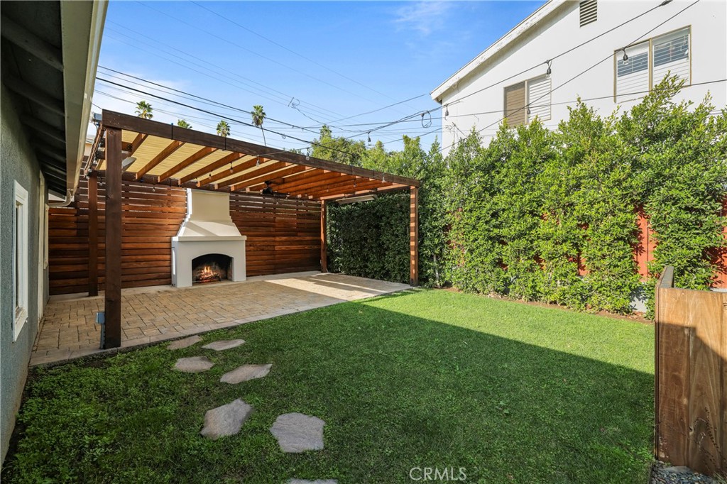 1507 S Mansfield Avenue