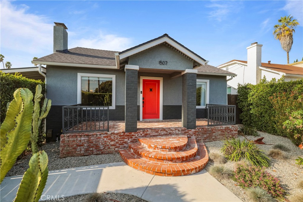 1507 S Mansfield Avenue