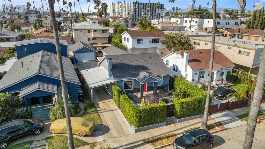 1507 S Mansfield Avenue