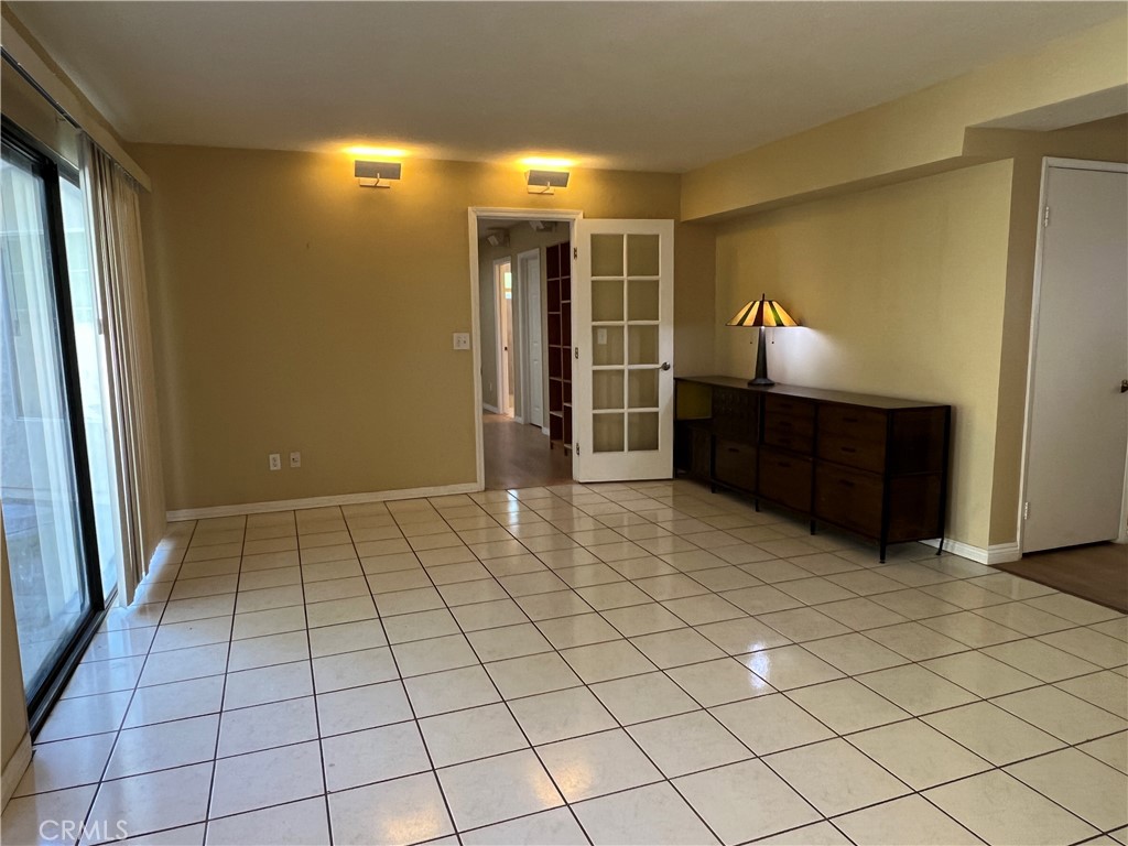 22945 True Grit Pl