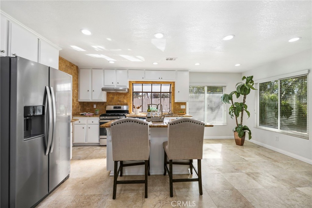 3453 Valle Vista Drive