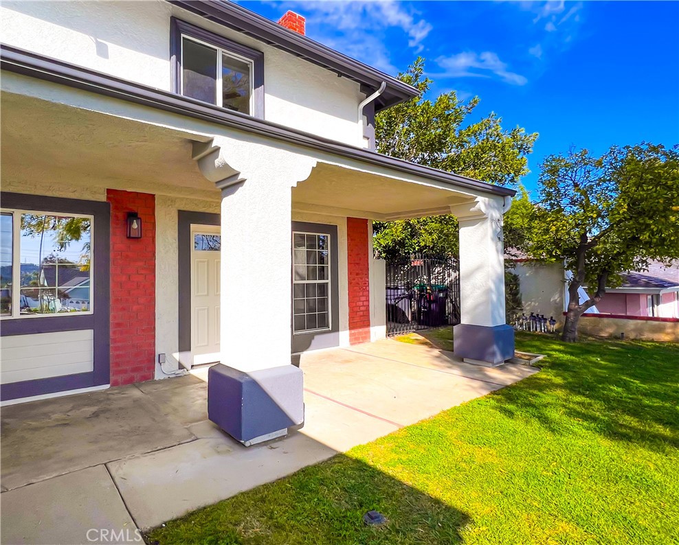 2118 Tierra Loma Drive