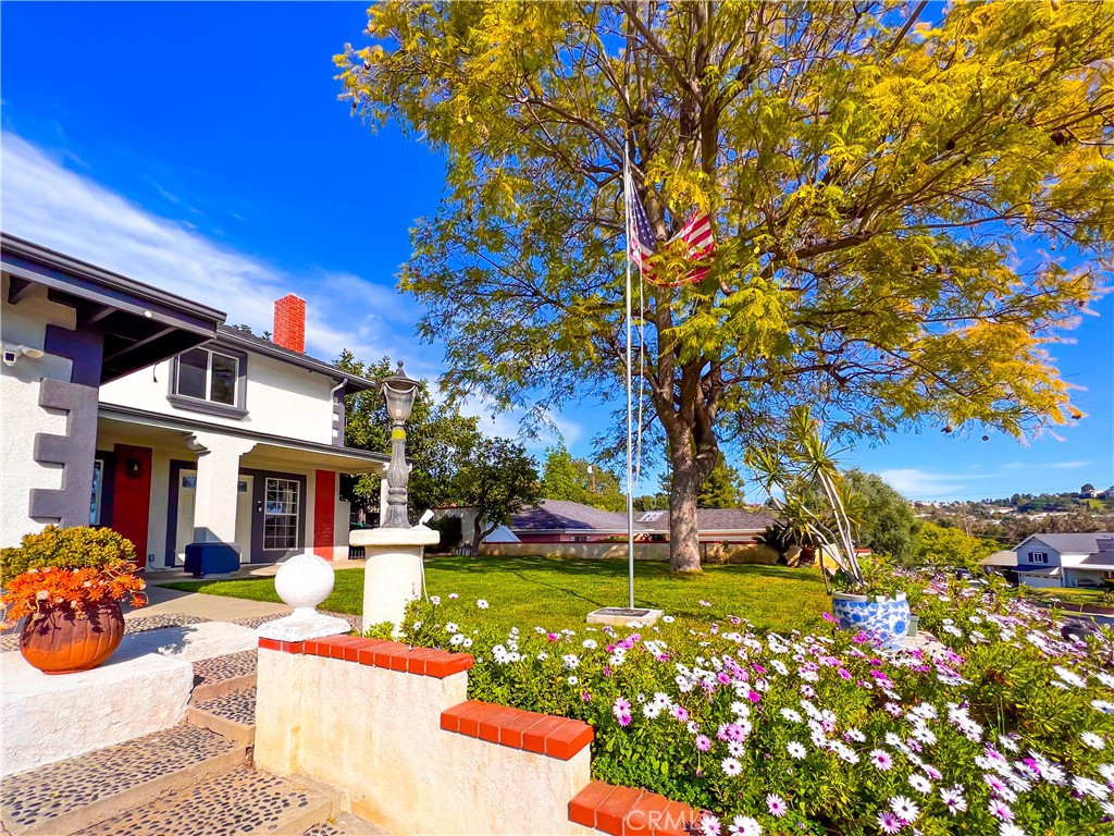 2118 Tierra Loma Drive