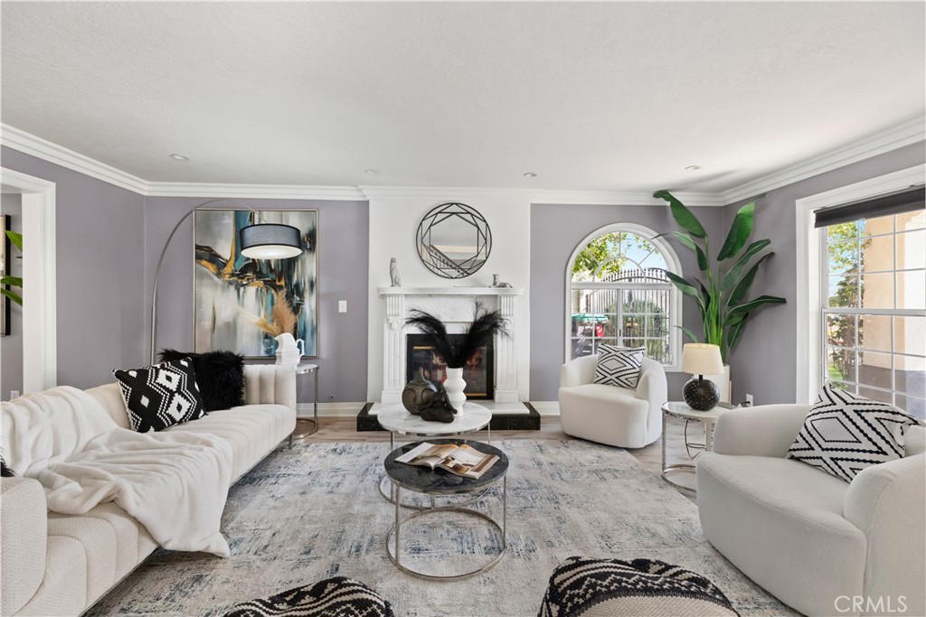 2118 Tierra Loma Drive