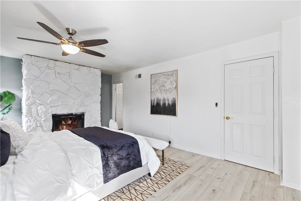 2118 Tierra Loma Drive