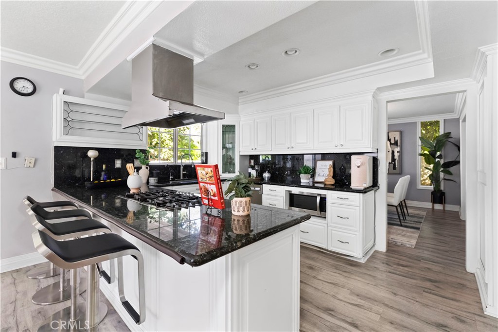 2118 Tierra Loma Drive