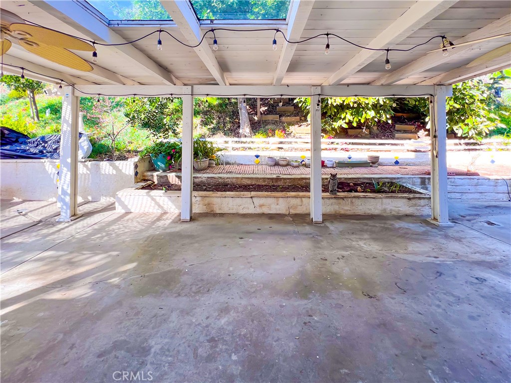 2118 Tierra Loma Drive