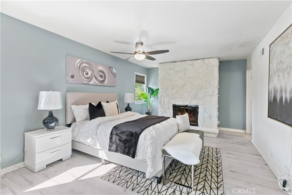 2118 Tierra Loma Drive