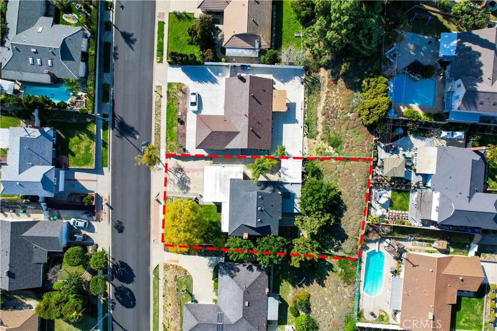 2118 Tierra Loma Drive