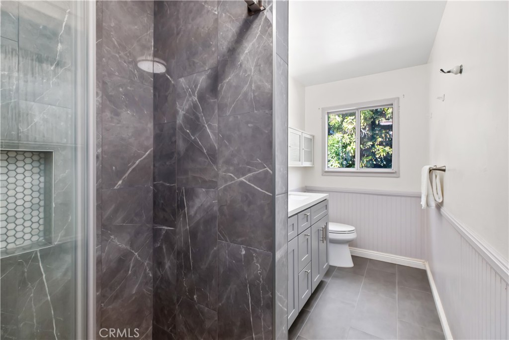 2118 Tierra Loma Drive