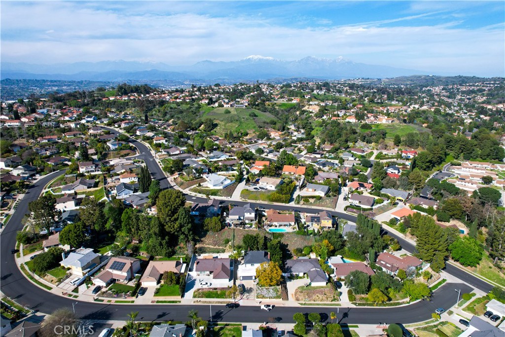 2118 Tierra Loma Drive