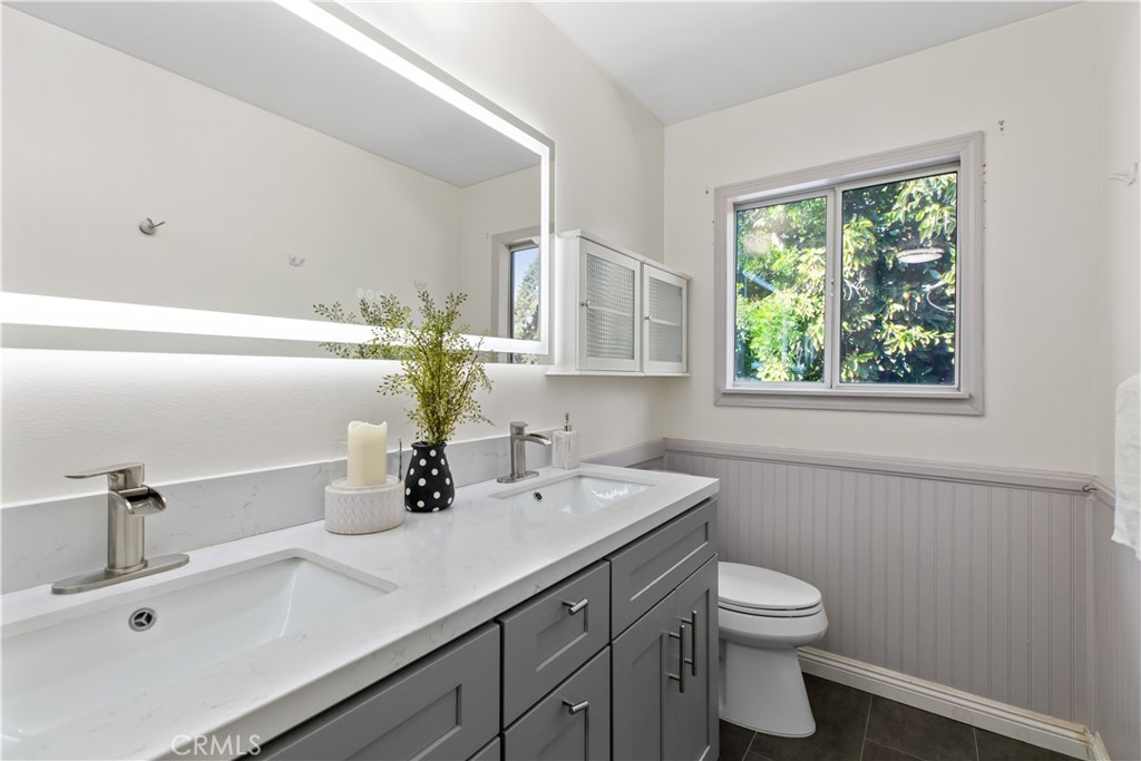 2118 Tierra Loma Drive