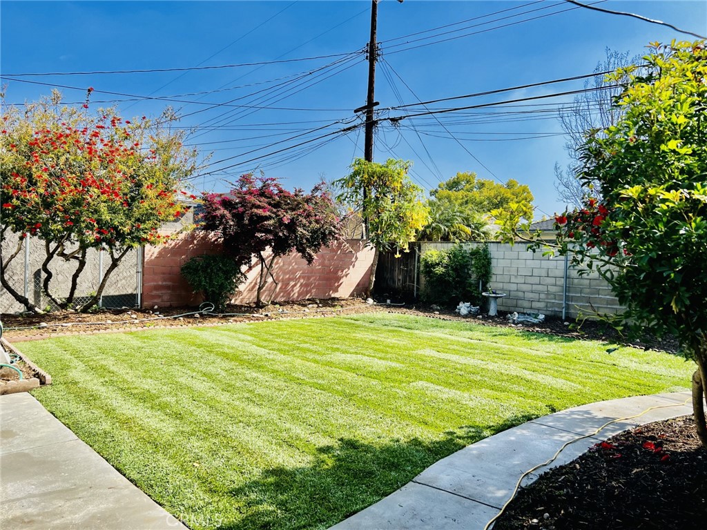 336 N Shadydale Avenue