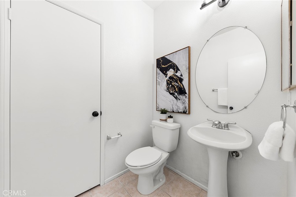5786 Adam Court