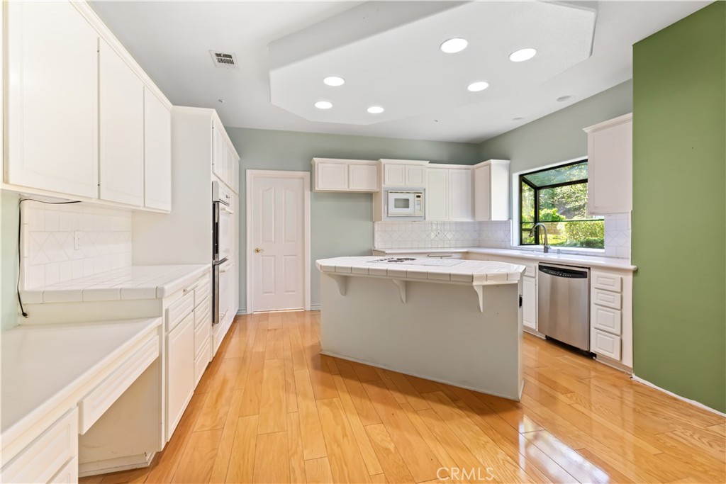 30616 Kristin Court