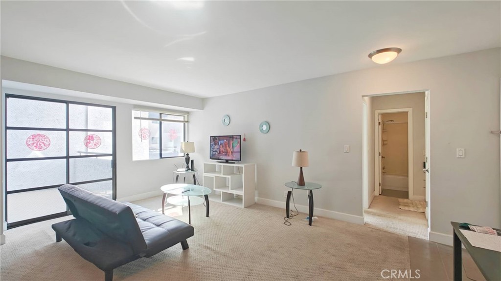 10982 Roebling Avenue 433