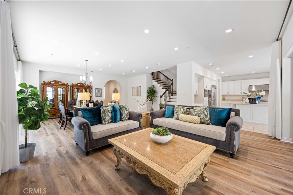 5477 Heritage Oak dr