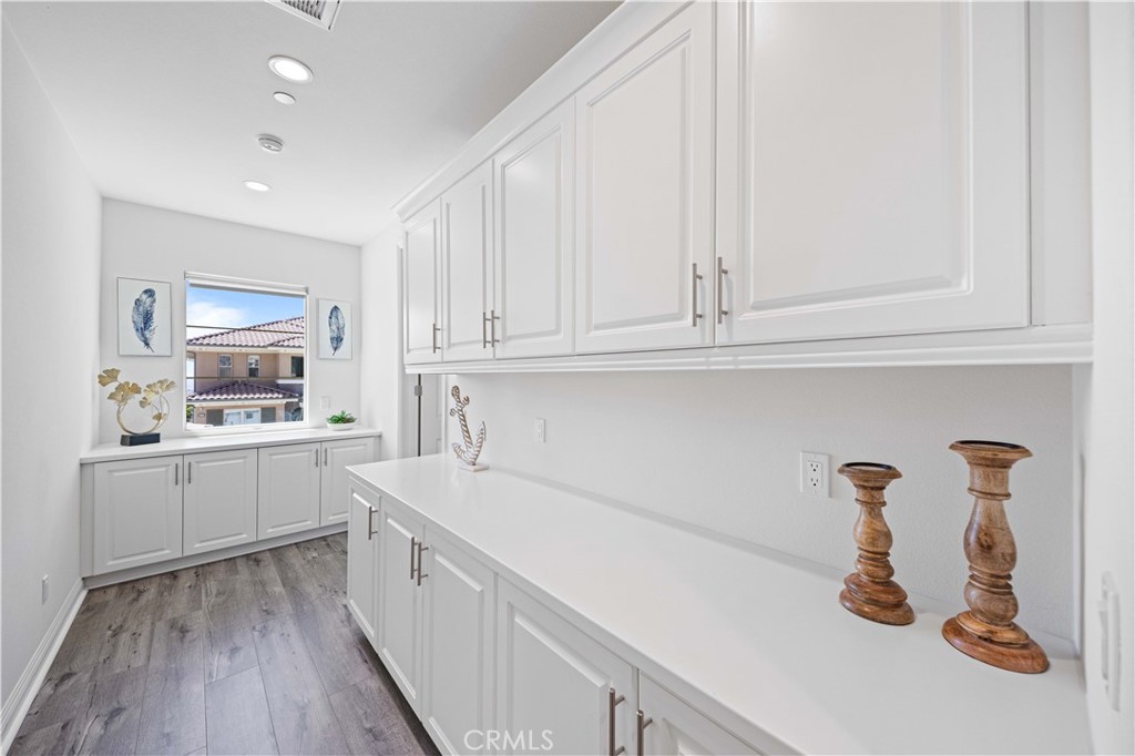 5477 Heritage Oak dr