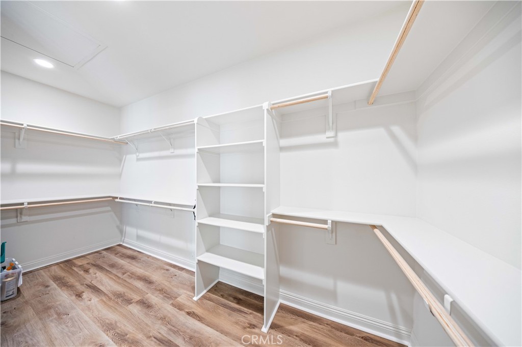 5477 Heritage Oak dr