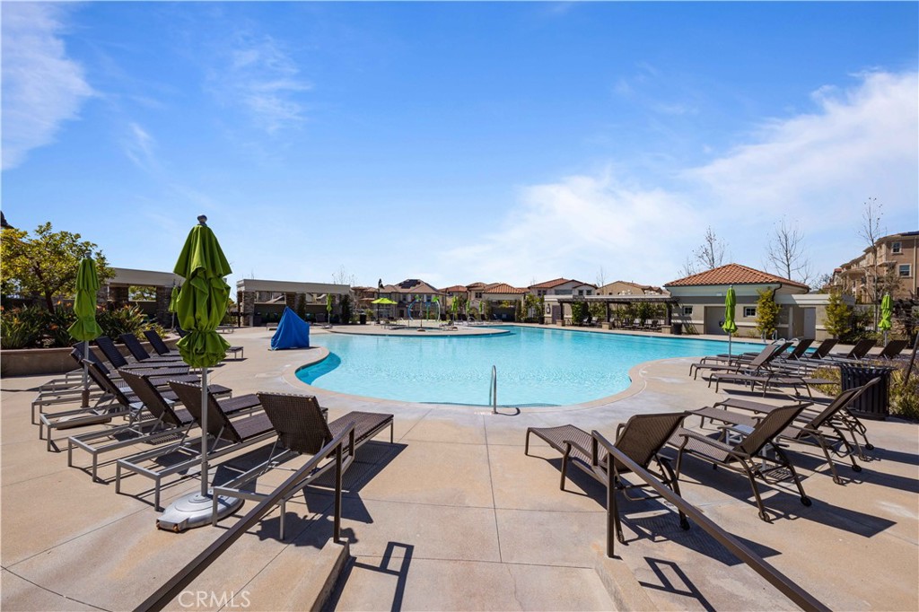 5477 Heritage Oak dr