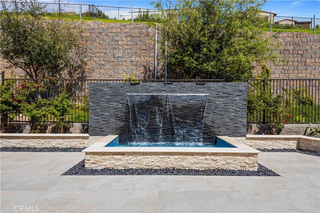 5477 Heritage Oak dr