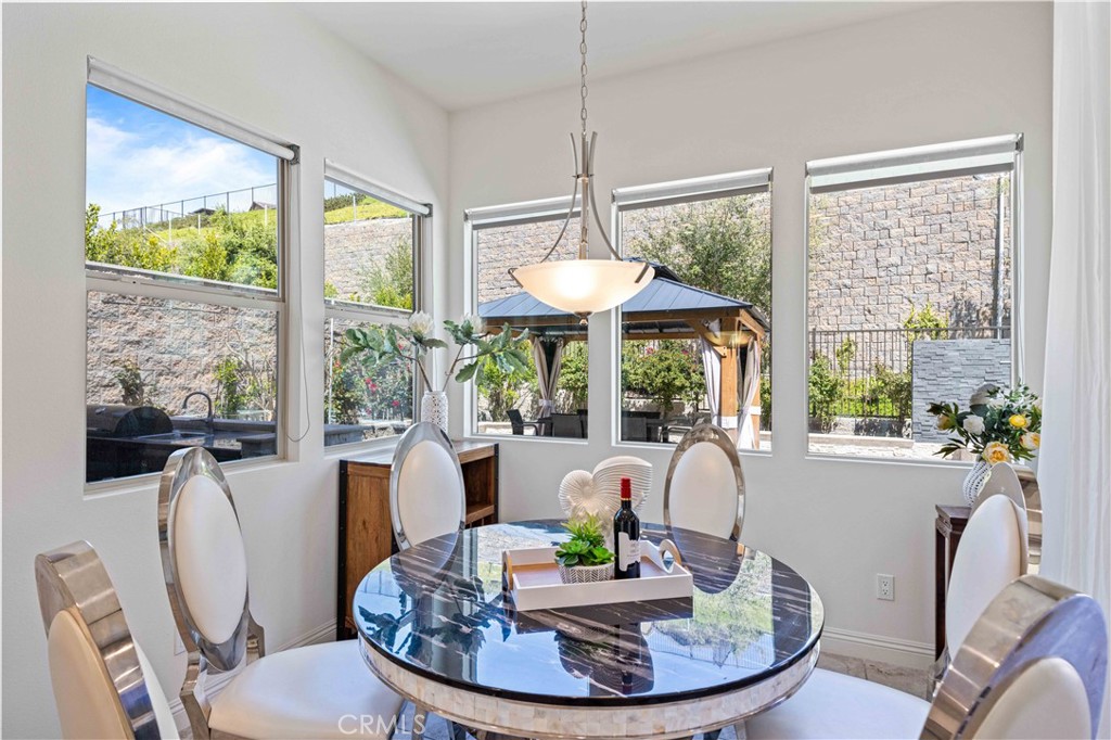 5477 Heritage Oak dr