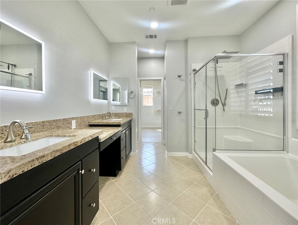 21122 Blossom Way