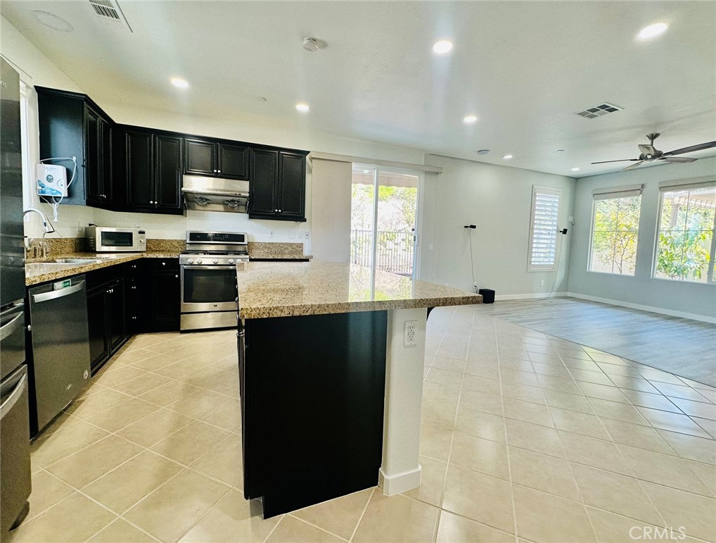 21122 Blossom Way