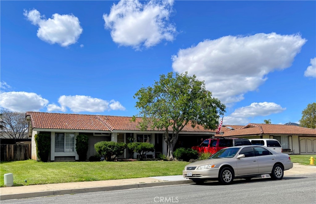 13373 Reindeer Street